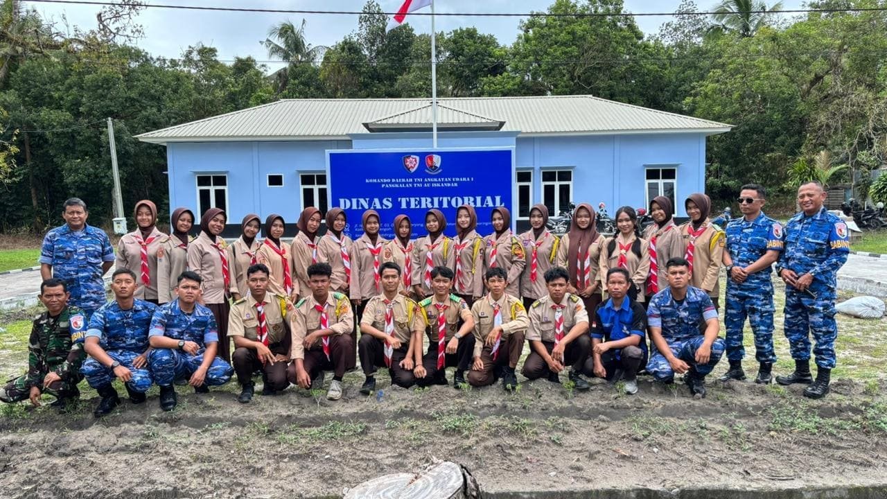 Saka Dirgantara Lanud Iskandar 