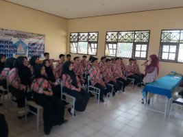 Persiapkan Masa Depan Cerah, LPK PRISMA Gelar Sosialisasi Karir bagi Siswa Kelas XI SMKN 1 Kumai (3)