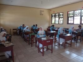 Gizi Terjamin, Belajar Makin Maksimal: MBG Hadir di SMK N 1 Kumai
