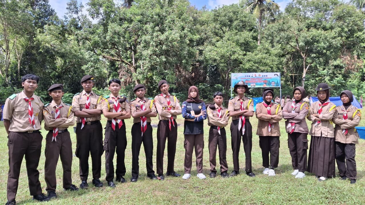 Siswa SMKN 1 Kumai Resmi Dilantik Sebagai Anggota Pramuka Saka Dirgantara di Lanud Iskandar